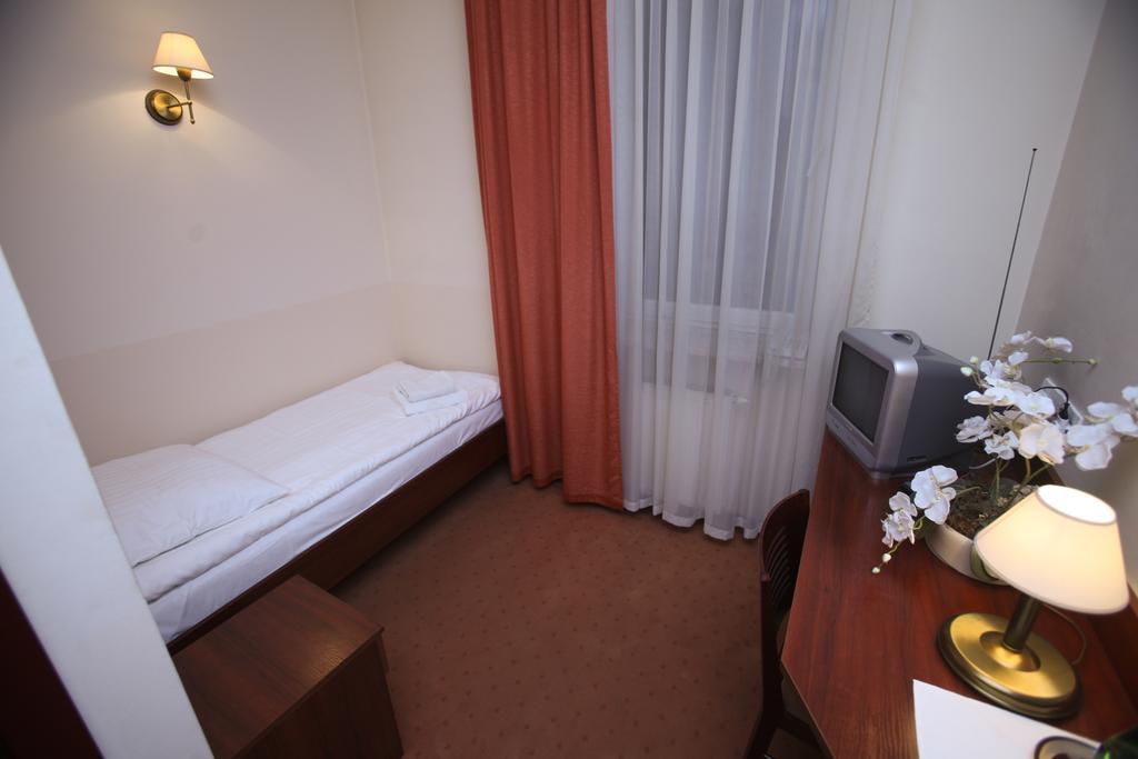 Hotel Kameralny Kielce Room photo